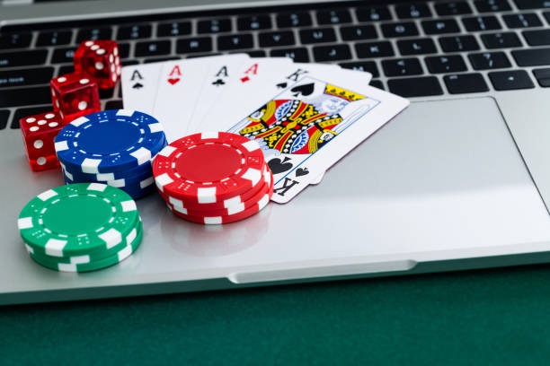 luxury12 login mobile app interface showing slot games and navigation menu